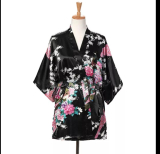 Kimono scurt negru