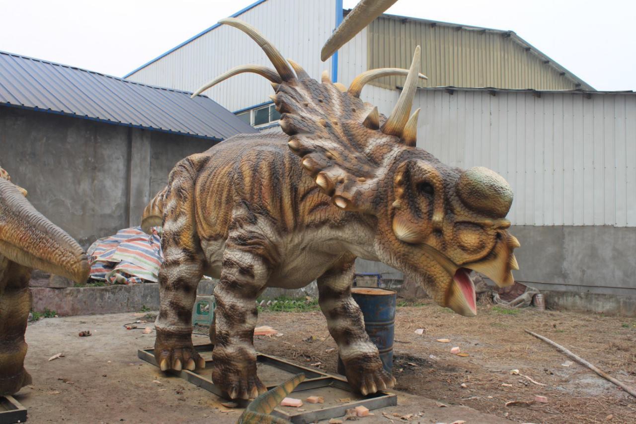 Pachyrhinosaur