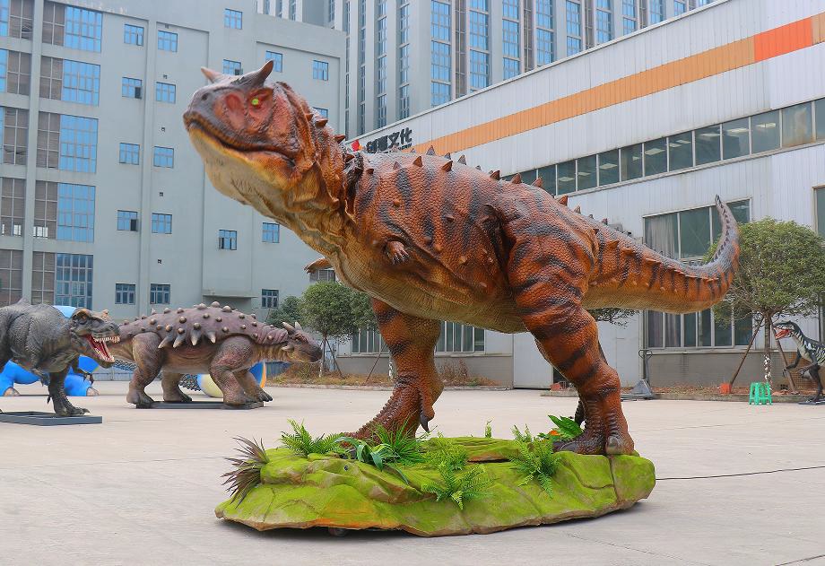 Carnotosaur iubitor